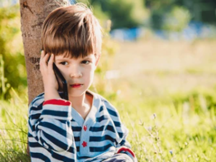 Jongen Telefoon